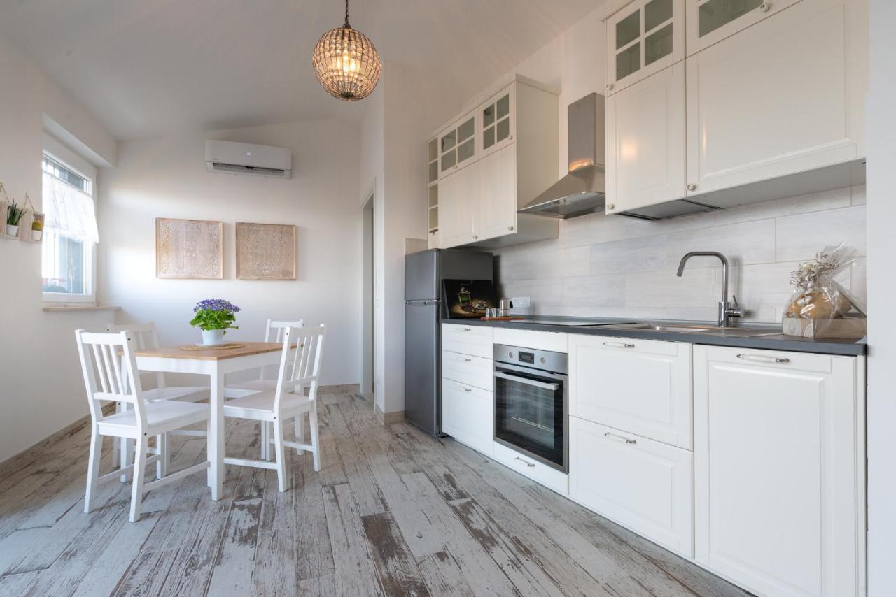 Il Bianconido Apartment กัสเตลกันดอลโฟ ภายนอก รูปภาพ